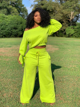 Load image into Gallery viewer, Round Neckline 2 PCs Set