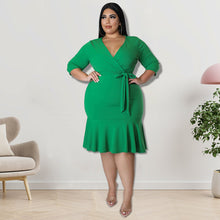 Load image into Gallery viewer, Plus Size V Neck Dress