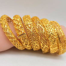 Load image into Gallery viewer, Vintage Engraved Openwork Bracelet

